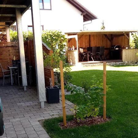 Schoene Einzimmer Wohnung Zwischen Bodensee Und Allgaeu Neukirch  Eksteriør billede