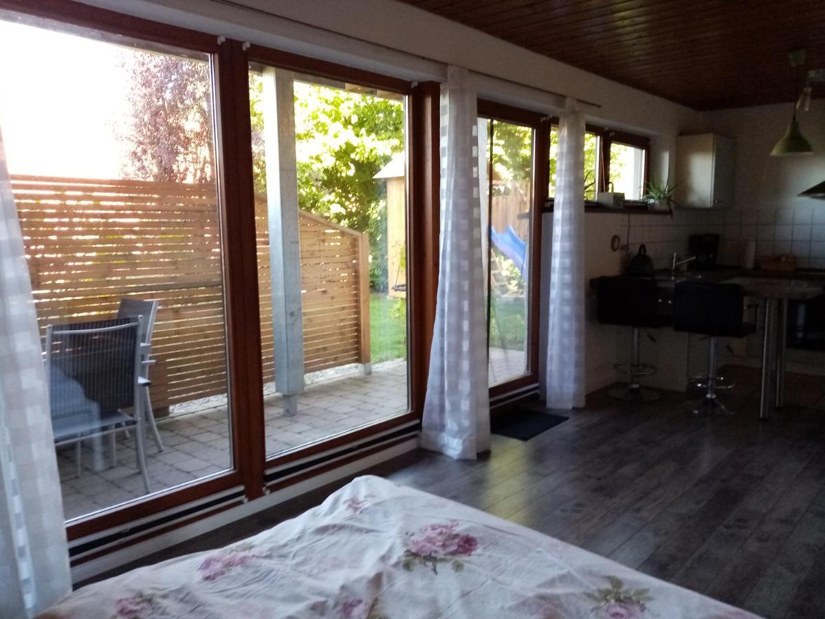 Schoene Einzimmer Wohnung Zwischen Bodensee Und Allgaeu Neukirch  Eksteriør billede