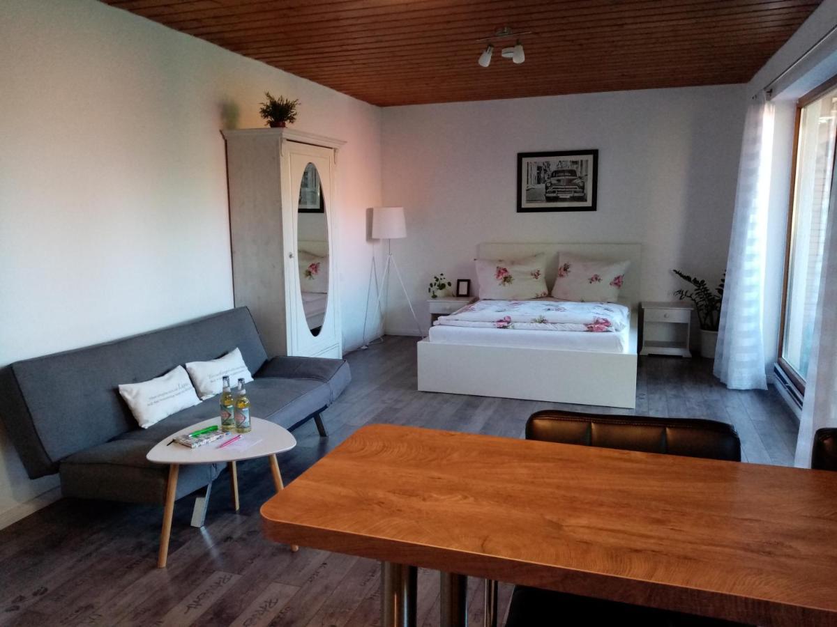 Schoene Einzimmer Wohnung Zwischen Bodensee Und Allgaeu Neukirch  Eksteriør billede